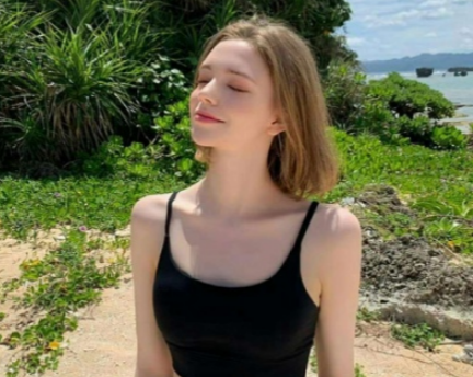 致自己的英文文案簡(jiǎn)短勵(lì)志帶翻譯 很唯美溫柔的愛情句子20212