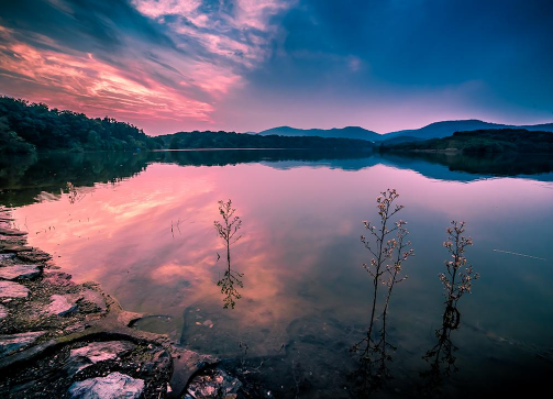 適合發(fā)晚霞的朋友圈文案 抖音很火的晚霞句子2