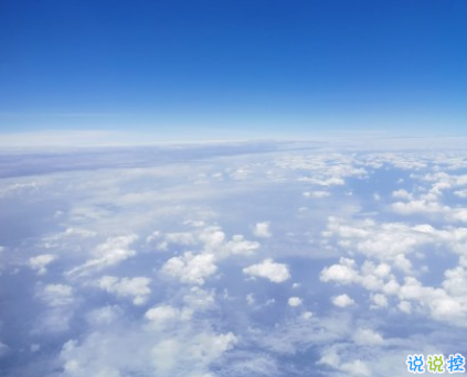 第一次做飛機(jī)的心情說說 第一次坐飛機(jī)有多激動(dòng)1