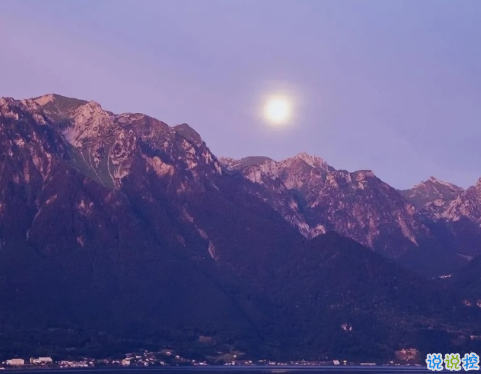 積極樂(lè)觀的生活短句 簡(jiǎn)短端正生活態(tài)度的句子1