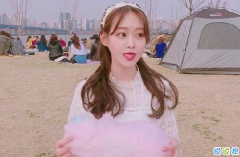 文字控圖片說(shuō)說(shuō)精選：希望你能越來(lái)越喜歡我，然后表現(xiàn)得明顯一點(diǎn)13