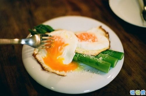 越看越想哭的專(zhuān)屬傷感說(shuō)說(shuō)精選帶圖片 傷了累了倦了不愛(ài)了的男生說(shuō)說(shuō)14