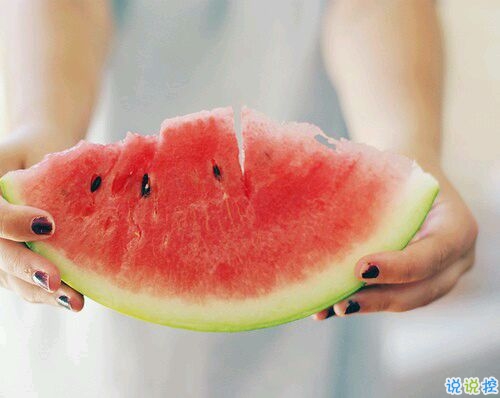 一個人獨處時候的孤獨是什么感覺呢？11