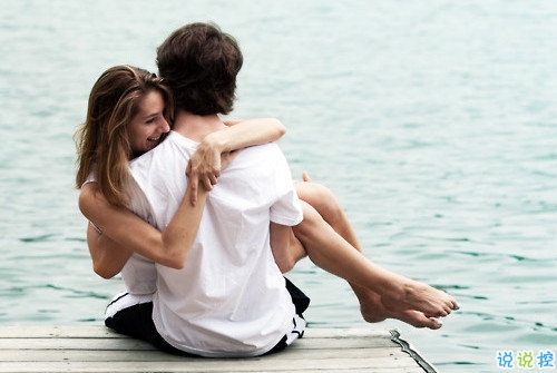 每天一句簡(jiǎn)短小情話暖心又文藝 最溫暖的情話簡(jiǎn)短而又深情的告白句子4