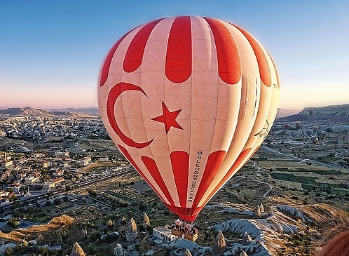 關(guān)于愛(ài)情的一些文藝清新小句子帶圖片 認(rèn)識(shí)你是我今年最大的收獲。10