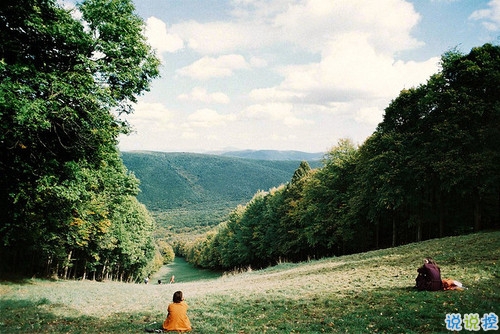 2019微信個(gè)性說(shuō)說(shuō)帶圖片 發(fā)朋友圈的獨(dú)特內(nèi)涵句子7