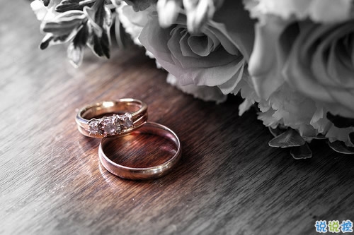 表達(dá)愛意的唯美句子配圖 肯定能打動你心的唯美說說帶圖片7