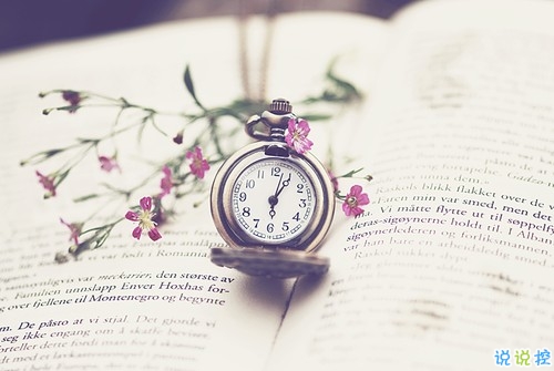 心好累的傷感說說非主流帶圖片 喜歡一個(gè)人卻得不到的悲傷說說15