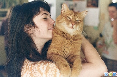 女生個(gè)性說說經(jīng)典霸氣帶圖片 知道自己不討喜那就乖一點(diǎn)15