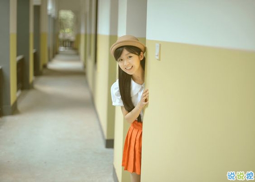 適合戀愛中的甜蜜發(fā)的說說帶圖片 我見過的全部風(fēng)景都抵不上你一句我想見你3