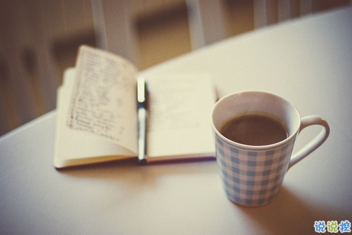 女生傷感說(shuō)說(shuō)真情流露帶圖片 短一點(diǎn)的女生說(shuō)說(shuō)心碎難過(guò)13