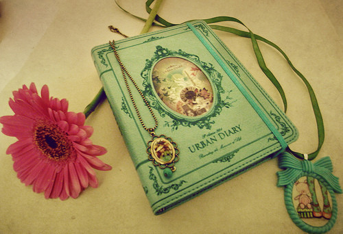 充滿少女心的愛情小句子帶圖片 能遇見你感覺就像是得到了上天的眷顧1