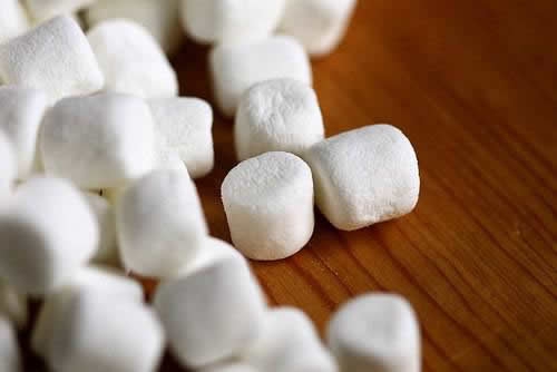 優(yōu)美說(shuō)說(shuō)唯美的句子配圖：海底月是天上月，只是鏡花水月8