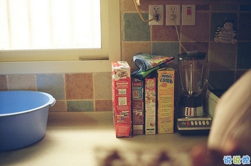 文字控喜歡的溫暖治愈文藝說(shuō)說(shuō)帶圖片 想跌進(jìn)你的懷里把夏天帶給你10