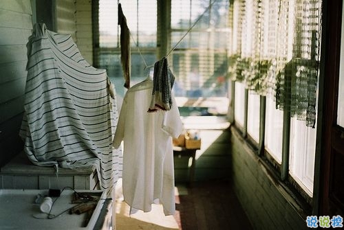 表達(dá)愛意的唯美句子配圖 肯定能打動你心的唯美說說帶圖片9