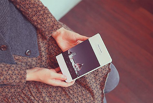 超甜蜜的戀愛(ài)中的小情侶適合發(fā)的愛(ài)情說(shuō)說(shuō)帶圖片 寫盡千山落筆是你3