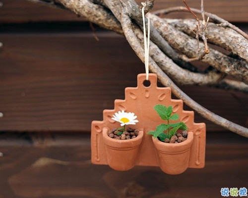 想不開(kāi)難以釋?xiě)训谋瘋渥?一顆心被傷得破碎的說(shuō)說(shuō)1