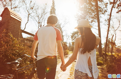 每天一句簡(jiǎn)短小情話暖心又文藝 最溫暖的情話簡(jiǎn)短而又深情的告白句子3