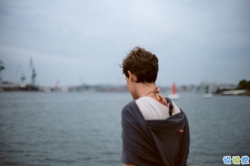 簡(jiǎn)單的一句話唯美有哲理的英文句子 時(shí)間可以治愈一切8