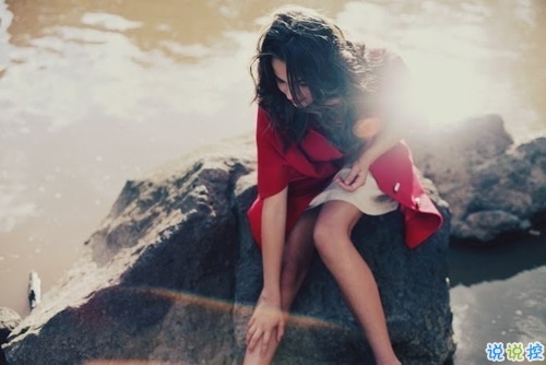 一句話淚流滿面的說說帶圖片 內心瞬間被擊潰的經典說說配圖3