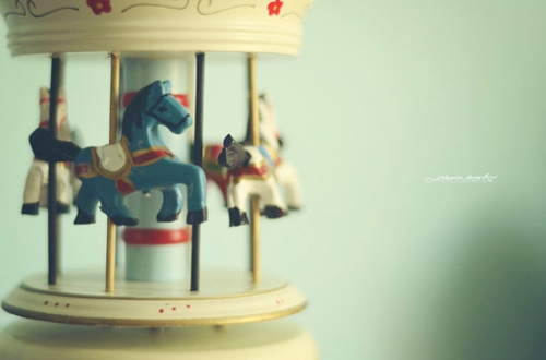 超甜蜜的戀愛(ài)中的小情侶適合發(fā)的愛(ài)情說(shuō)說(shuō)帶圖片 寫盡千山落筆是你10