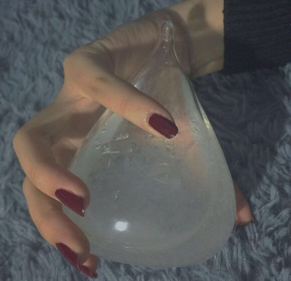 關(guān)于愛情和喜歡一個人的心事的經(jīng)典圖片說說1