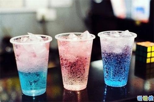 朋友圈曬美食的搞笑說(shuō)說(shuō)帶圖片 關(guān)于吃貨的說(shuō)說(shuō)簡(jiǎn)短精辟20198