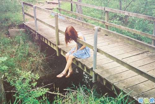 精辟犀利的愛情說(shuō)說(shuō)大全帶圖片 這些描寫愛情的句子太絕了15