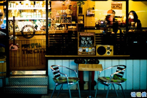 女生心累說說簡潔一句話帶圖片 回憶很傷人的說說一直無法忘記8