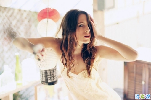 心碎到不敢流淚的傷感說說帶圖片 特別難過想哭的傷感說說20183