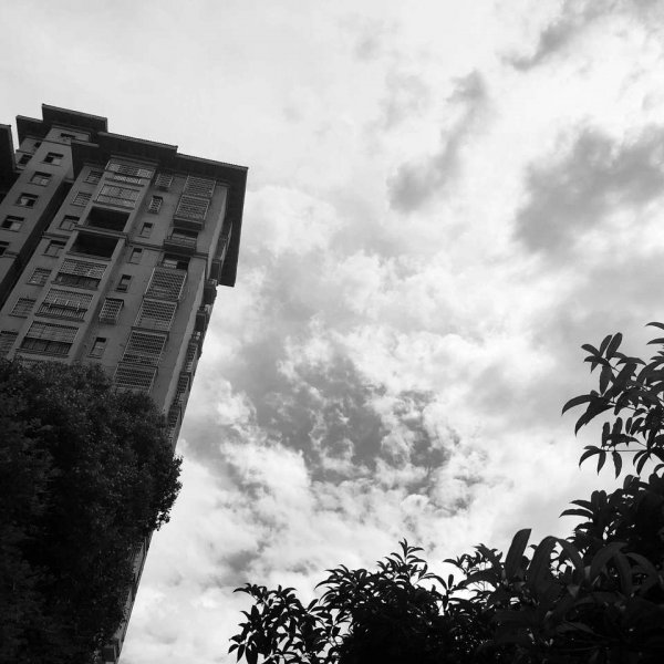 關(guān)于人生和夢想的很現(xiàn)實(shí)的經(jīng)典哲理說說帶圖片2