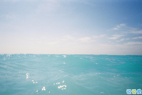 溫暖幸福的愛(ài)情說(shuō)說(shuō)帶圖片 給另一半的細(xì)水長(zhǎng)流的情話(huà)句子3