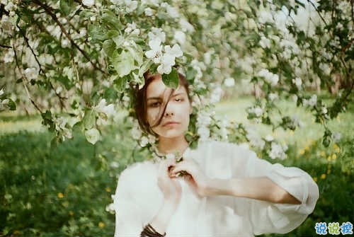 傷感句子大全句句心痛 愛(ài)情好累好壓抑的傷感句子2