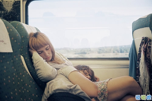 不敢再愛(ài)了的傷感說(shuō)說(shuō)帶圖片 愛(ài)情吃了虧的經(jīng)典傷感說(shuō)說(shuō)配圖13