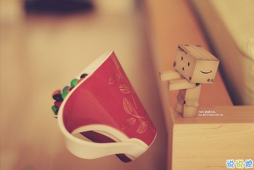 一個(gè)人掙扎的說說傷感心累帶圖片 睡不著心里不舒服的說說8