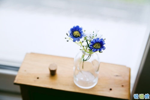 對(duì)于感情我認(rèn)輸?shù)恼f(shuō)說(shuō)帶圖片 心碎難過(guò)說(shuō)說(shuō)感到撕心裂肺5