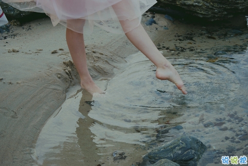 很深情很撩人的情話帶圖片 融化人心的小可愛(ài)女生說(shuō)說(shuō)7