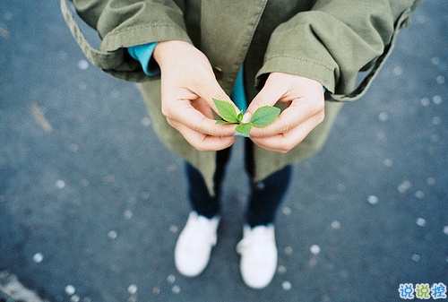 可以寫在作文中的經(jīng)典哲理句子 優(yōu)美有詩意的哲理句子1