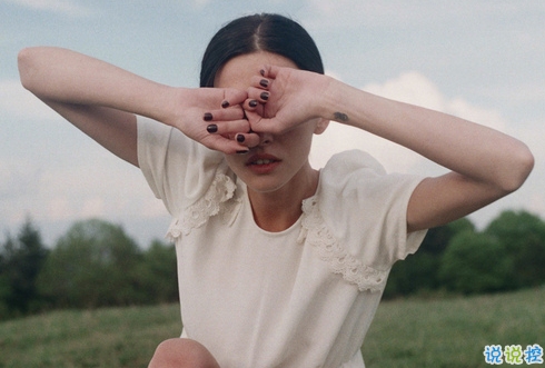 一個(gè)人感到孤獨(dú)絕望的說說帶圖片 黑夜難以入眠的悲情說說10