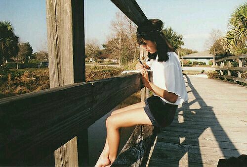 適合喜歡一個人時發(fā)的甜蜜愛情說說帶圖片 ?有你有我有吃的就又是美好的一天7