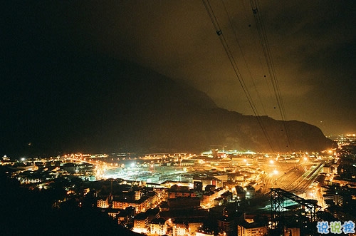 愛錯(cuò)了人換來一身傷痕的說說大全 親身經(jīng)歷愛情得到的經(jīng)典傷感說說2