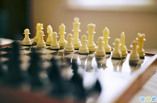 回憶總想哭的傷感說說帶圖片 學著忘記你釋懷一切的傷感說說14