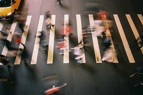 一行行打動我們內(nèi)心的超唯美的現(xiàn)代詩和圖片精選6