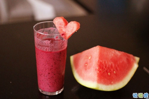 2019非主流經(jīng)典愛(ài)情說(shuō)說(shuō)帶圖片 很打動(dòng)人的一些愛(ài)情真理12