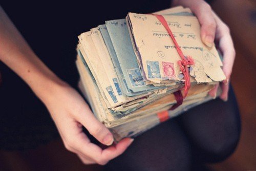 有詩意的簡單但很有內(nèi)涵的說說帶圖片 躲過了爭吵決絕熬不過歲月漫長2