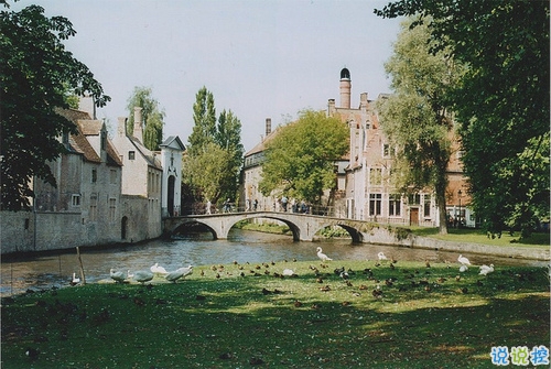 關(guān)于敏感人的說(shuō)說(shuō)帶圖片 敏感的人會(huì)怎么自我折磨10