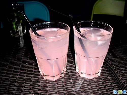 真心愛(ài)一個(gè)人的說(shuō)說(shuō)帶圖片 自從遇見(jiàn)你人生苦短甜長(zhǎng)3