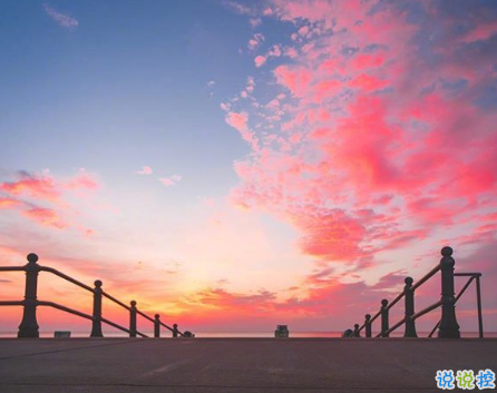 微信朋友圈可愛句子配圖 女生朋友圈俏皮可愛的愛情句子帶圖片1