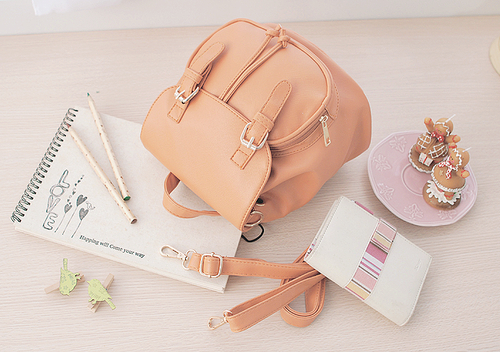 甜蜜又充滿(mǎn)少女心的愛(ài)情說(shuō)說(shuō)帶圖片 你說(shuō)我是個(gè)溫柔的人其實(shí)我在你面前才最溫柔8