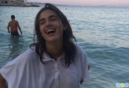 適合女生的愛情說說帶圖片最新 一不小心太喜歡你了13